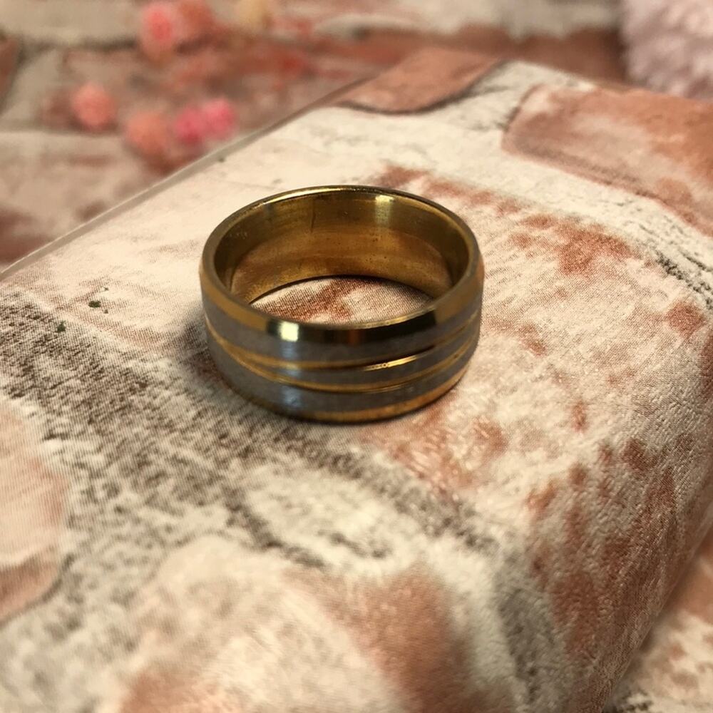 Stainless Steel Gold and Silver Band Ring Sz 6.5